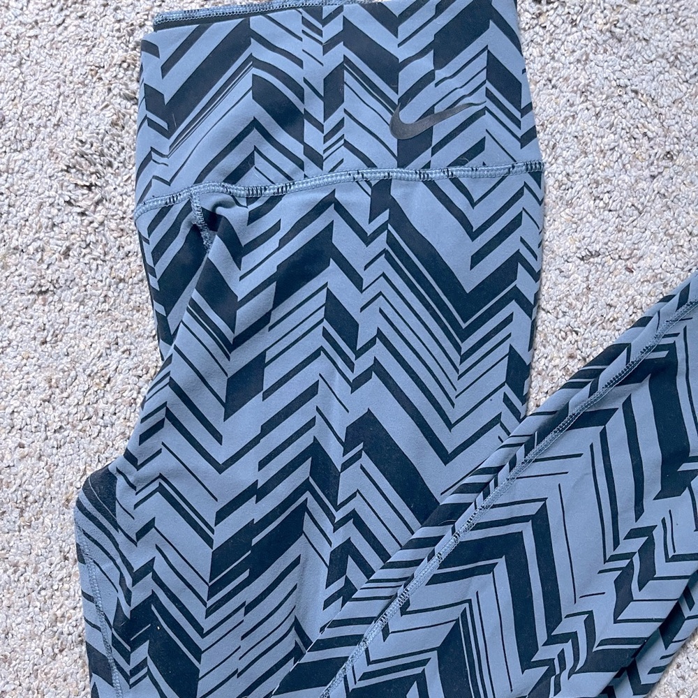 Black and gray, Large Nike training pants